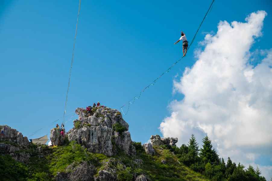 CCHF Cime caldoline highline meeting 